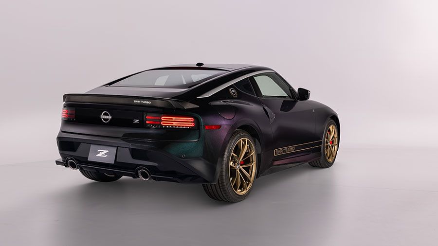 Nissan-z-heritage-edition-002.jpg