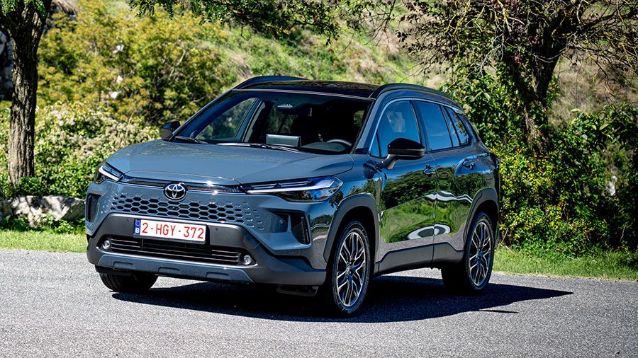 Toyota-Corolla-Cross-002.jpg