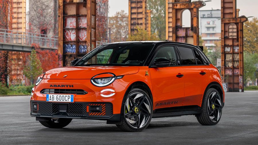 Abarth-600e-Competizione-Milano-Cortina-2026_001.jpg