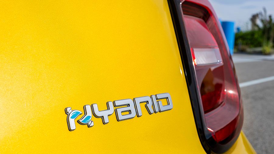 Nuova-Fiat-500-Hybrid_012.jpg