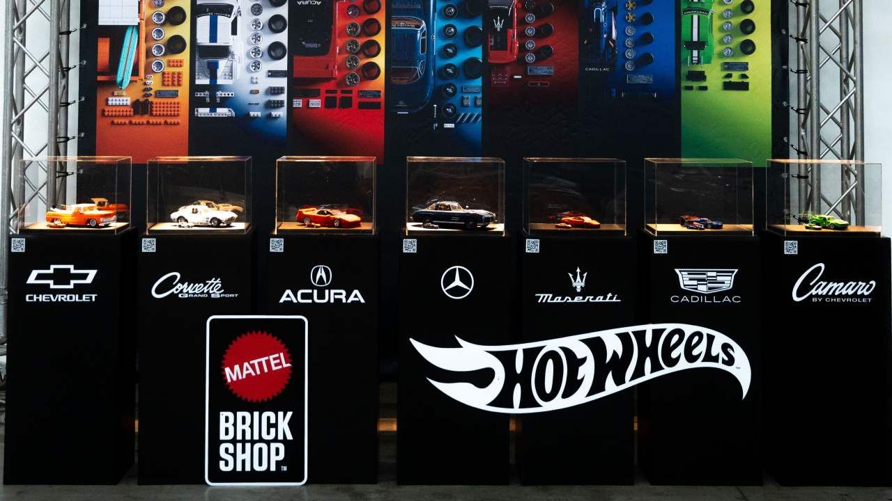 mattel-brick-shop-hot-wheels-001.jpg