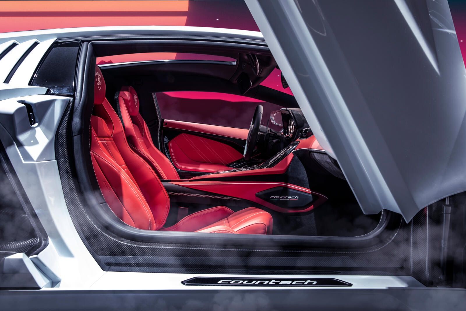 Lamborghini Countach LPI 800-4