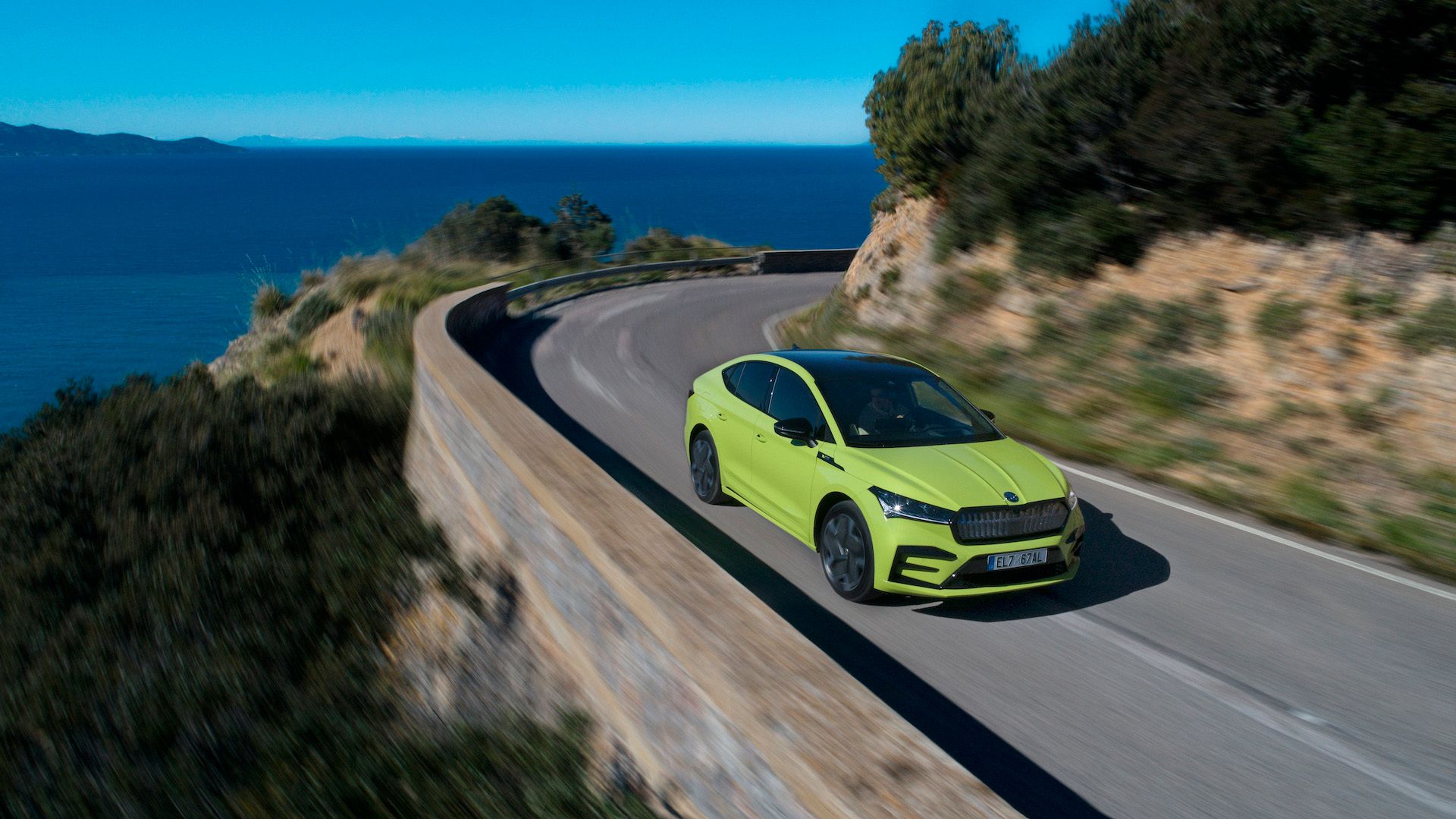 Skoda Enyaq Coupé RS - curve