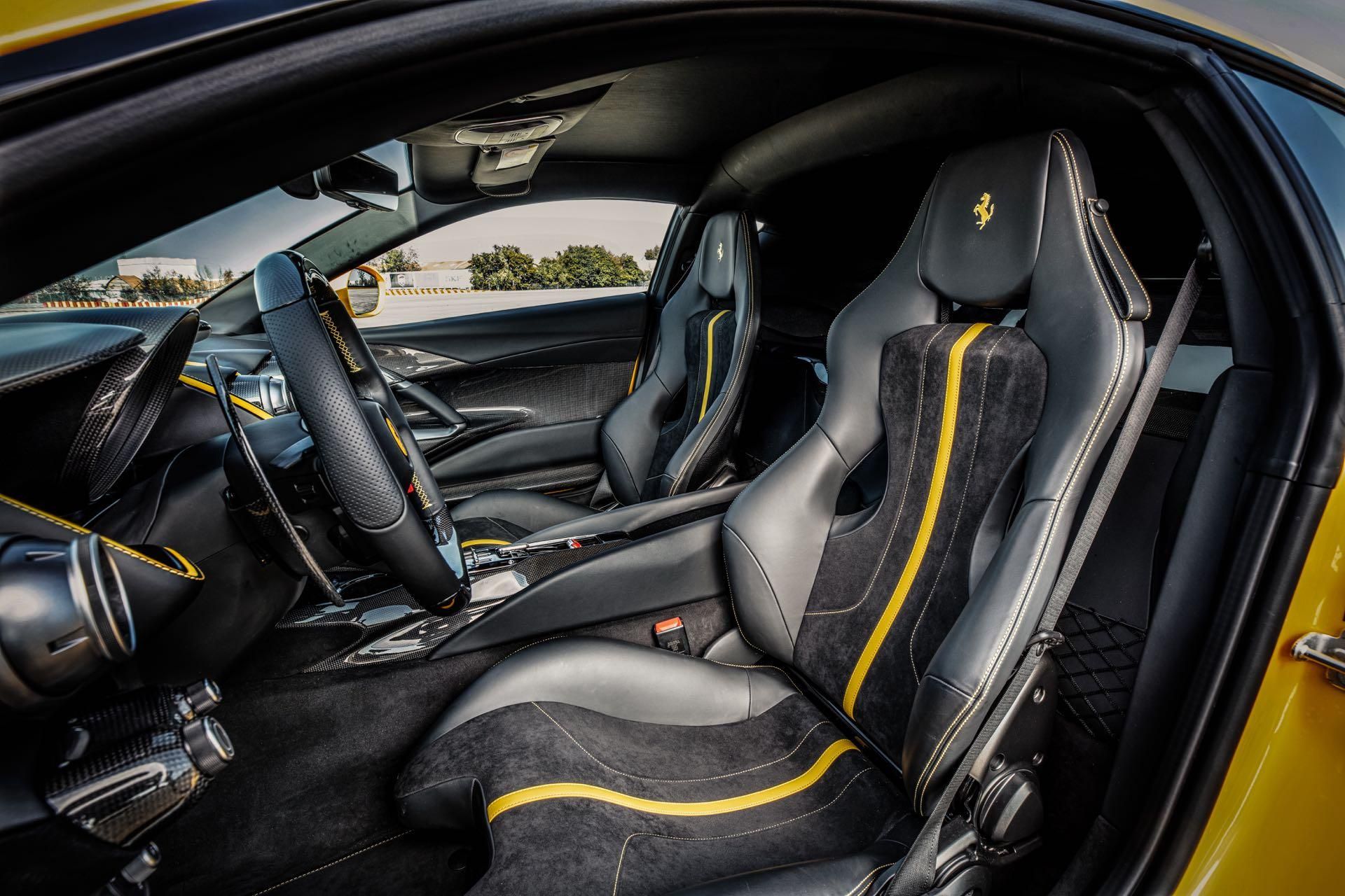 Ferrari-812-Competizione - 3.jpg