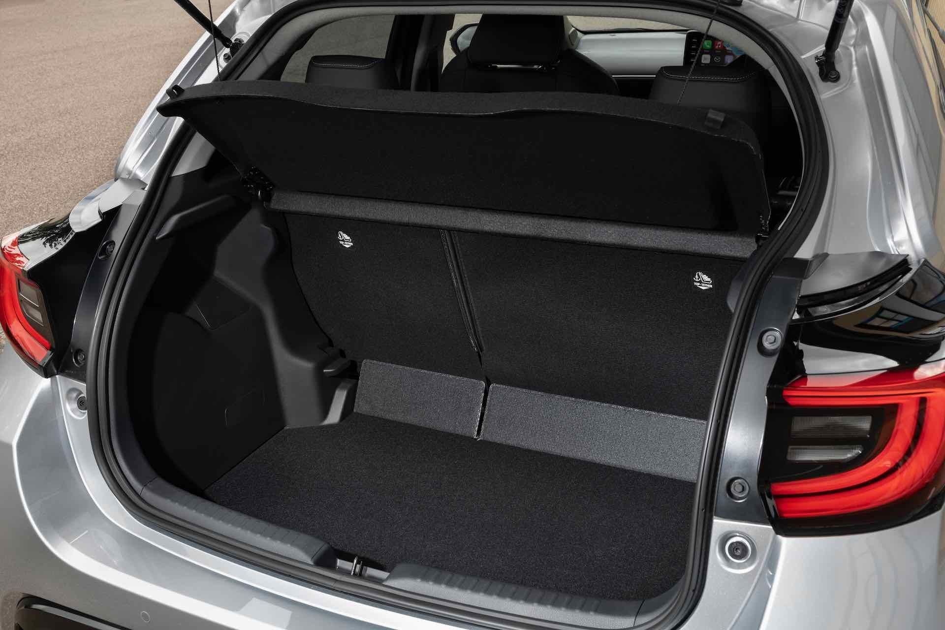 mazda2_hybrid_42 (1).jpeg