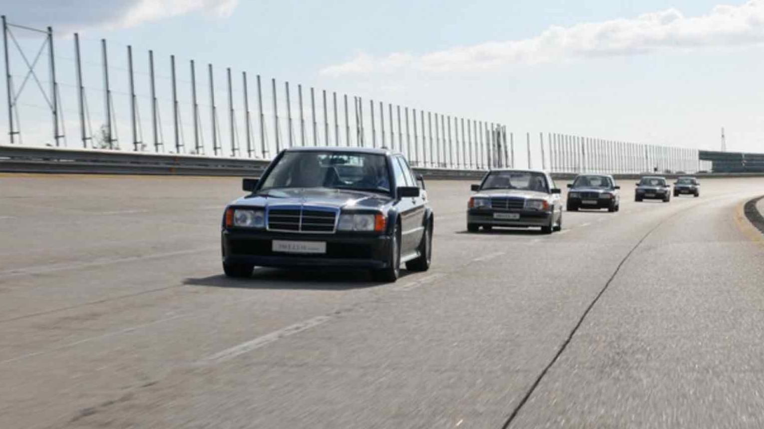 mercedes-190-40 anni (1).jpeg