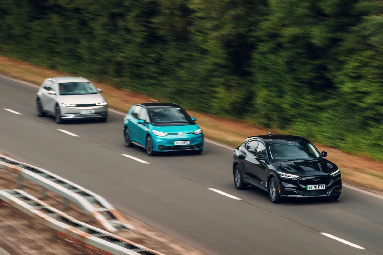 Hyundai Ioniq 5 - Volkswagen ID.3 - Ford Mustang Mach-E