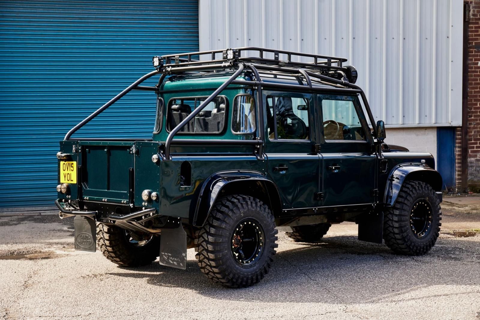 Bowler Land Rover Defender Extreme