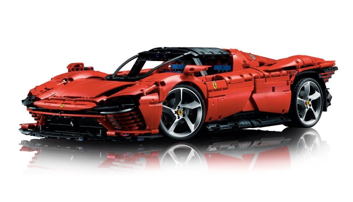 Ferrari Daytona SP3 Lego