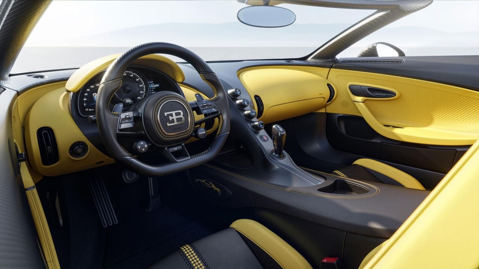 Bugatti W16 Mistral plancia