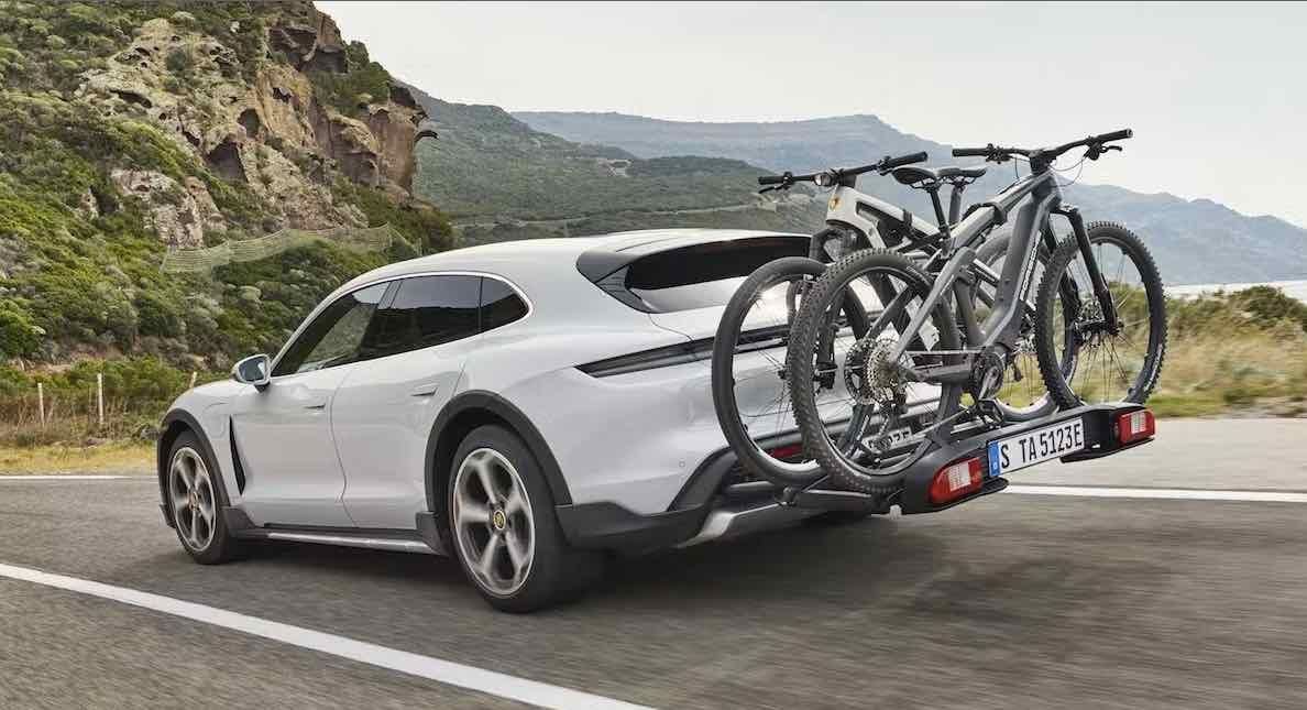 Porsche Taycan Cross Turismo