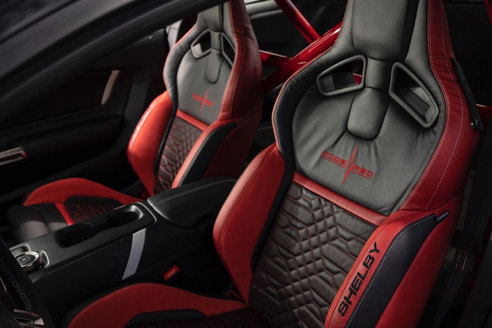 Shelby GT500 Code Red sedili