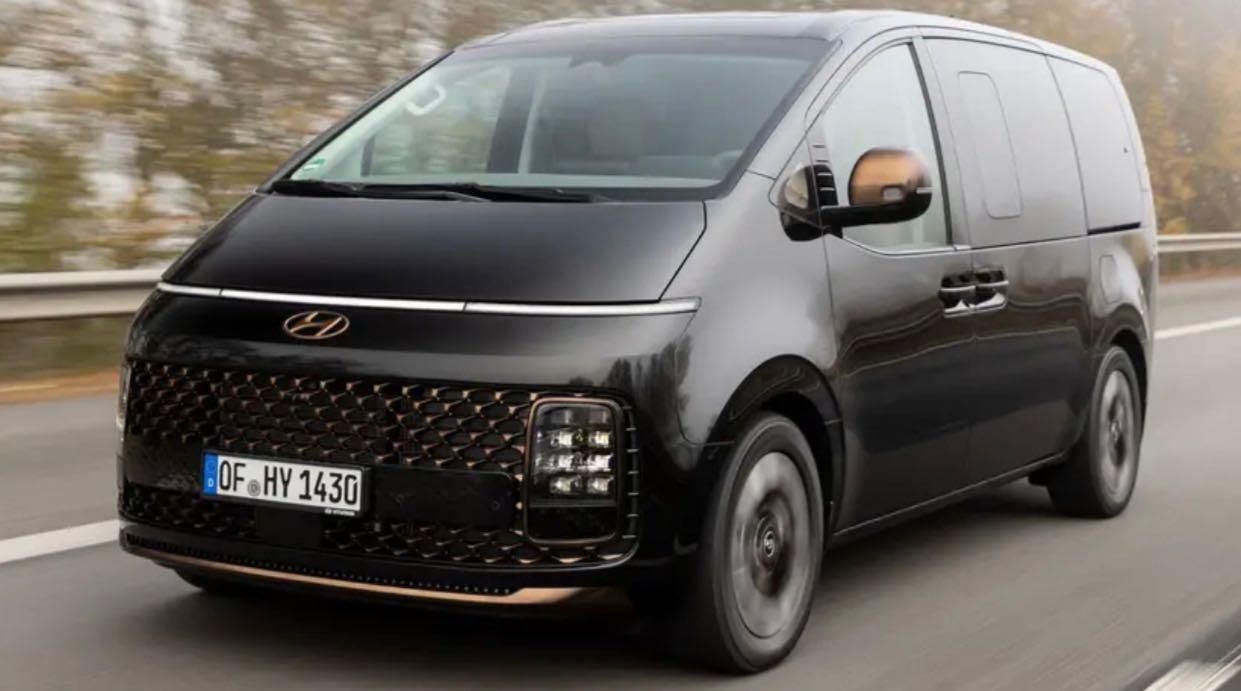 Hyundai Staria