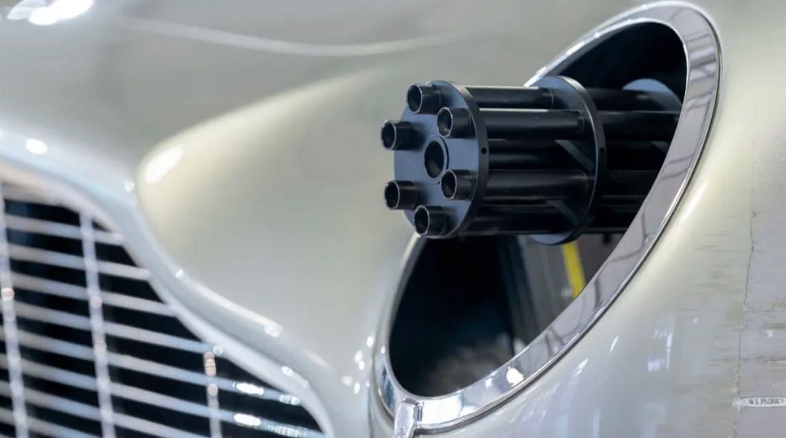 Aston-Martin-DB5-No-Time-To-Die -