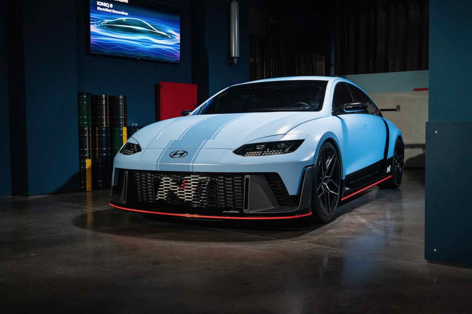 Hyundai_Ioniq 6 RN22e - tre quarti anteriore