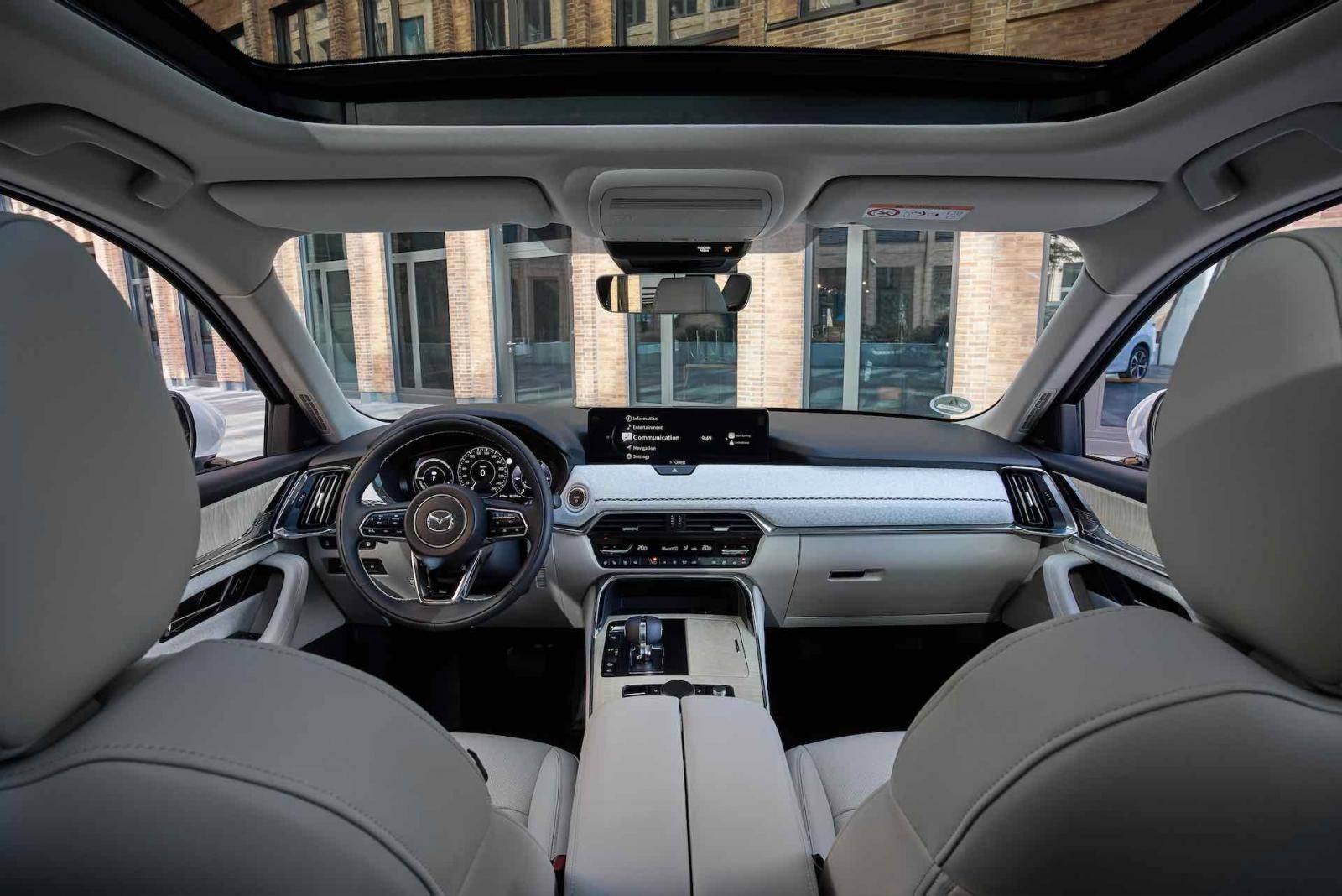 Mazda CX-60 - panoramica interni