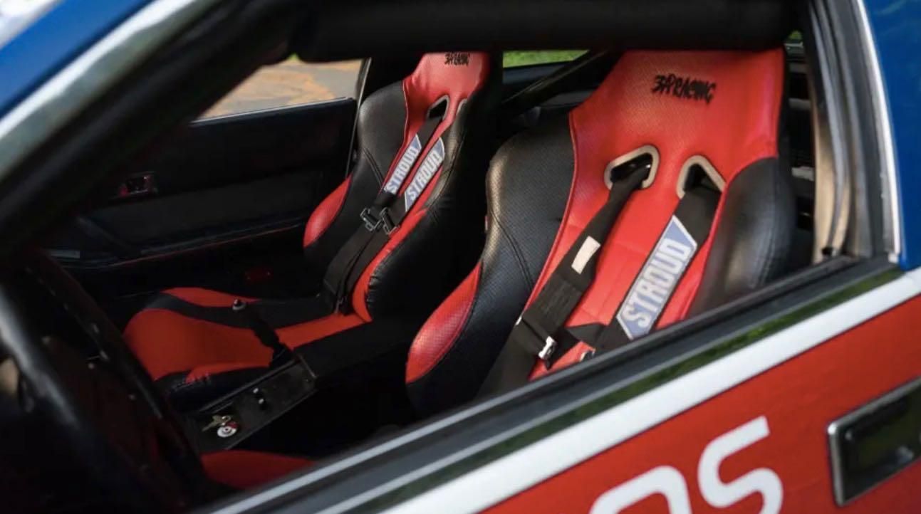 Nissan 300ZX Tom Cruise abitacolo