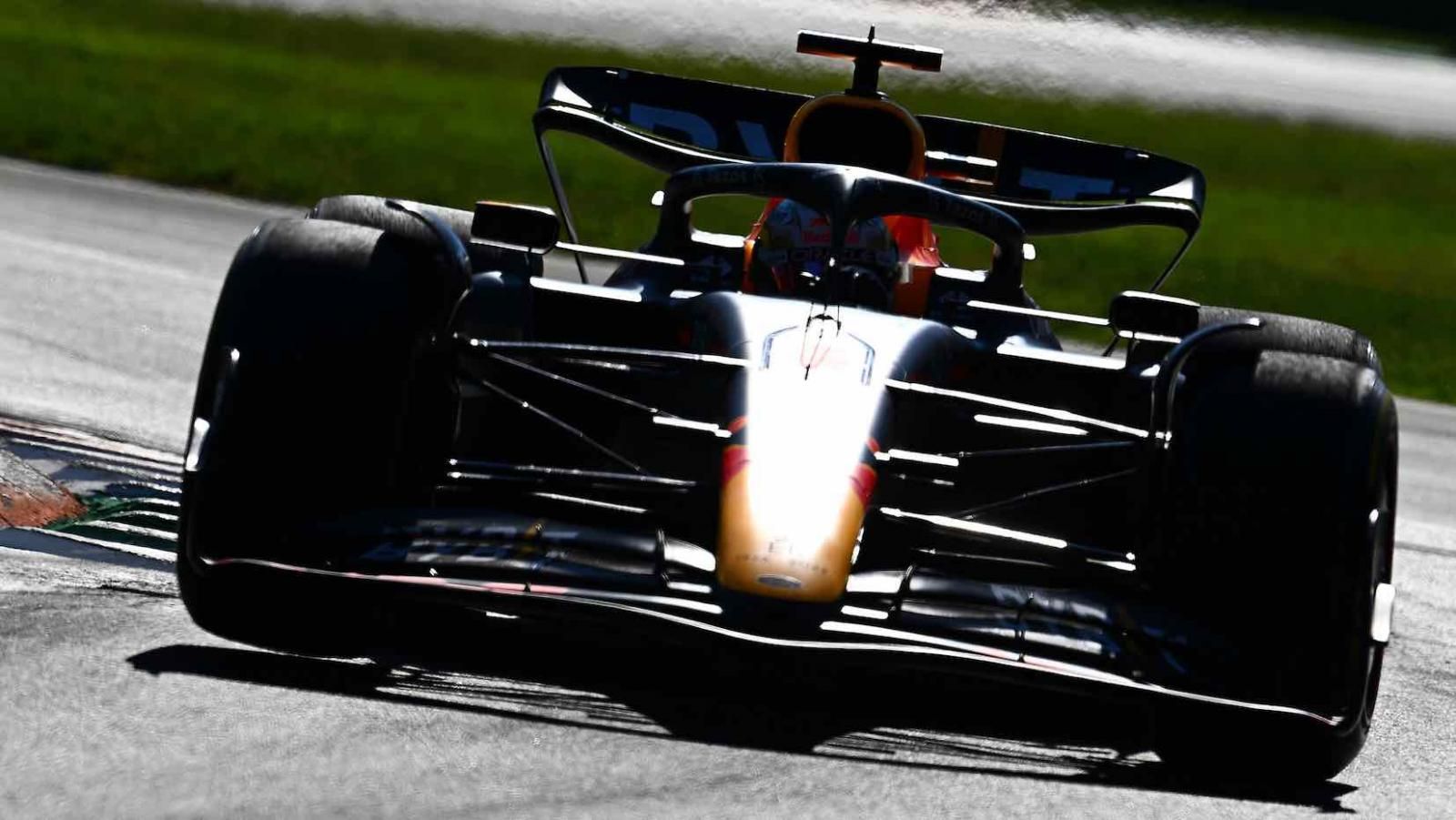 Oracle Red Bull Racing sceglie Sparco per l'abbigliamento tecnico, Max Verstappen