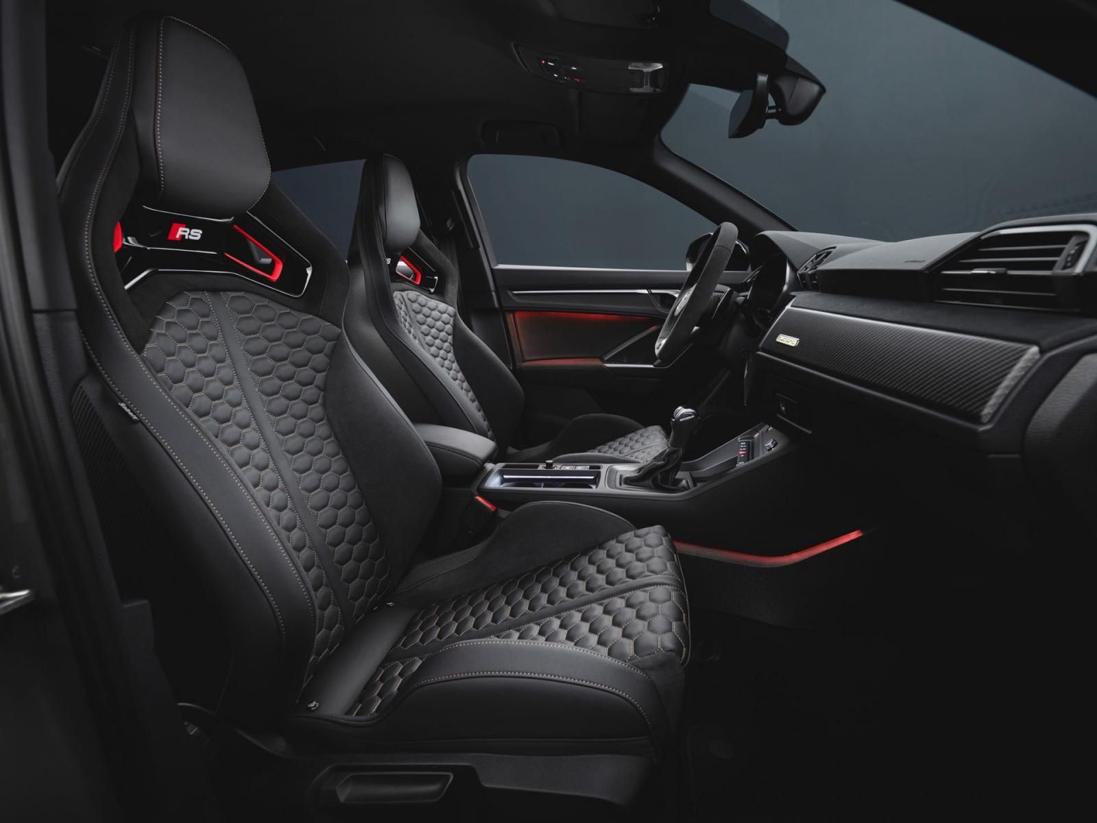 Audi RS Q3 Sportback edition 10 years interno