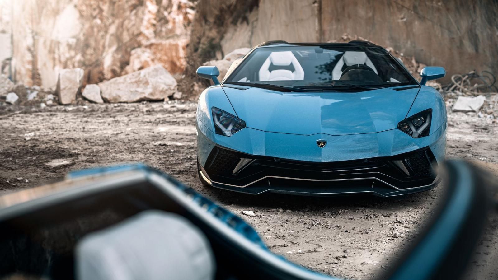 Lamborghini Aventador Ad-Personam Ultimae Roadster
