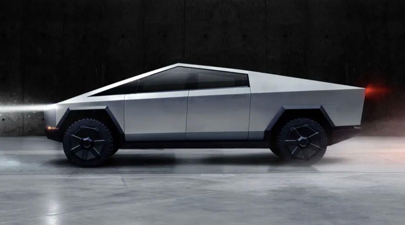 Tesla-Cybertruck vista laterale