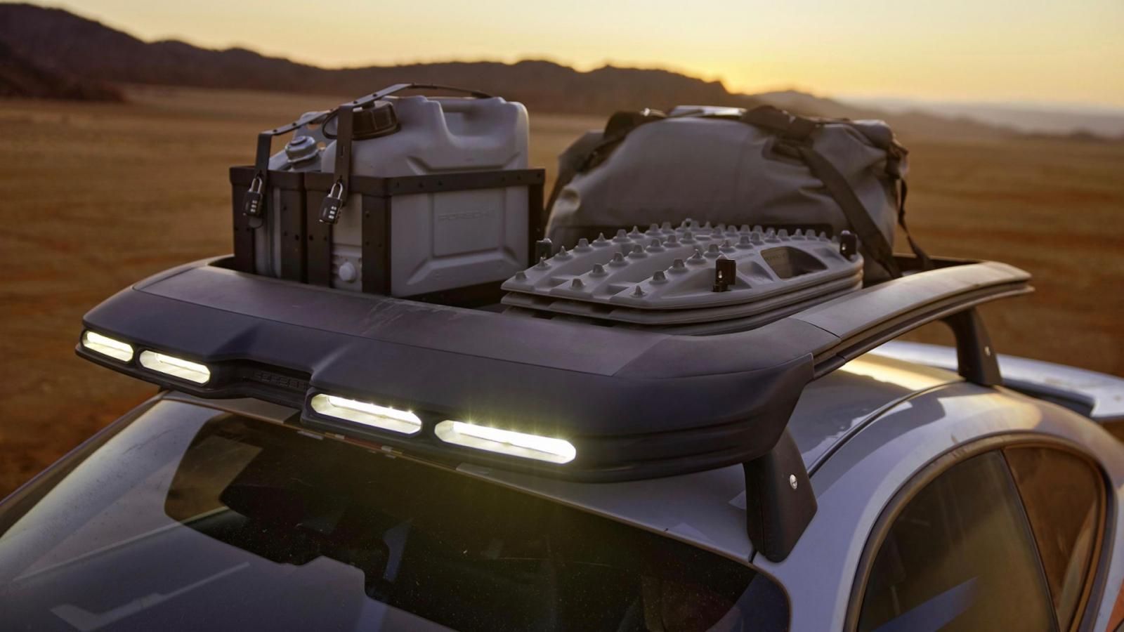 Porsche 911 Dakar - cestello tetto