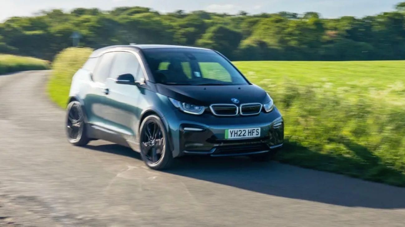 BMW i3S