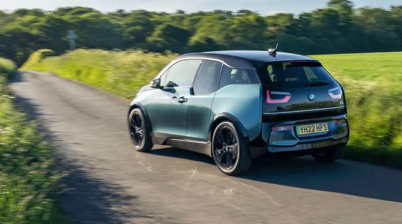 BMW i3S