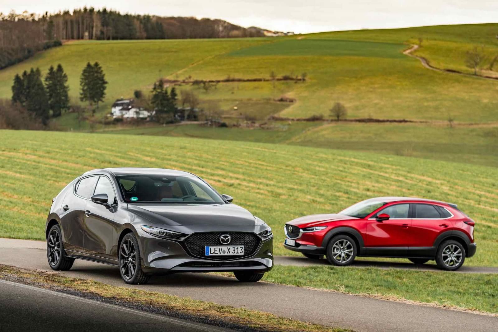 compatte vs SUV - mazda3_mazda_cx-30