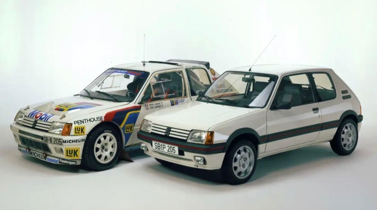 Peugeot 205 T16 e 205 GTi