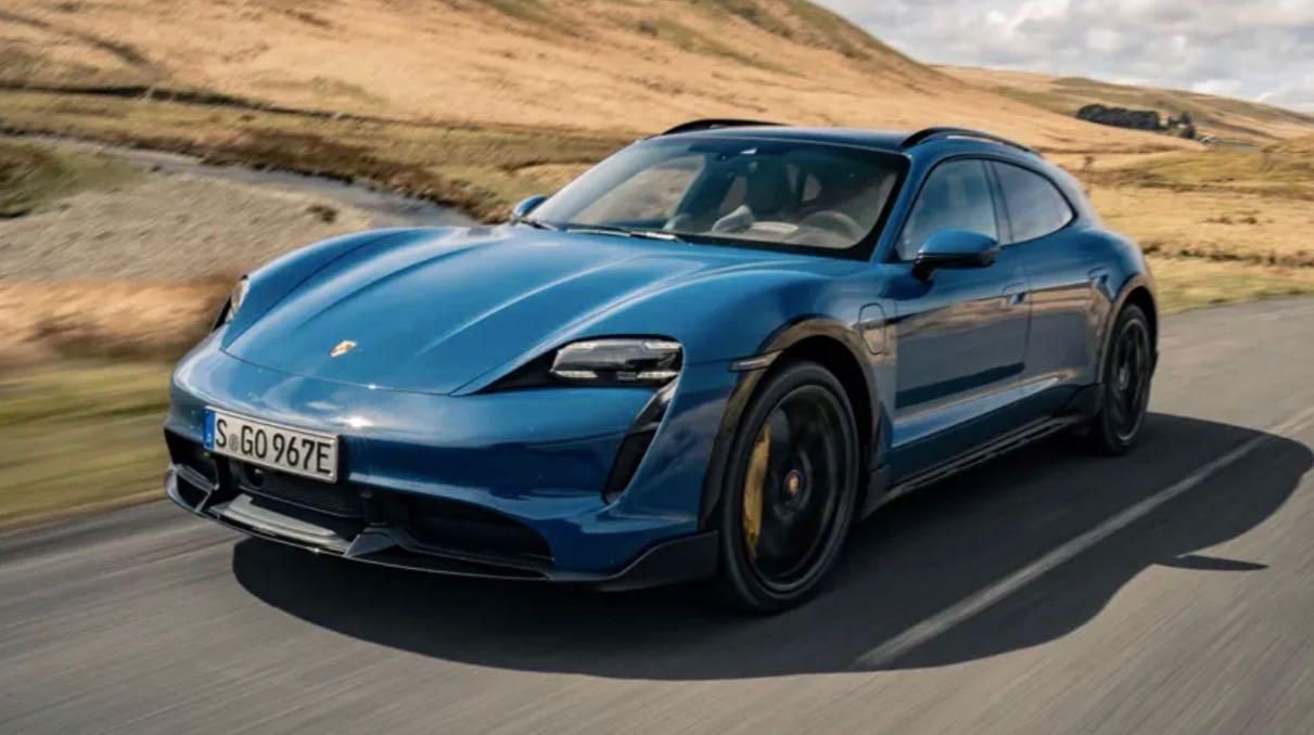 Porsche Taycan Cross Turismo