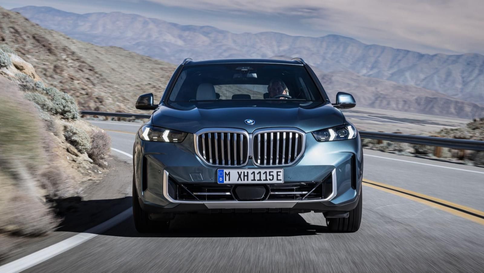 Nuova BMW X5 restyling 2023, frontale