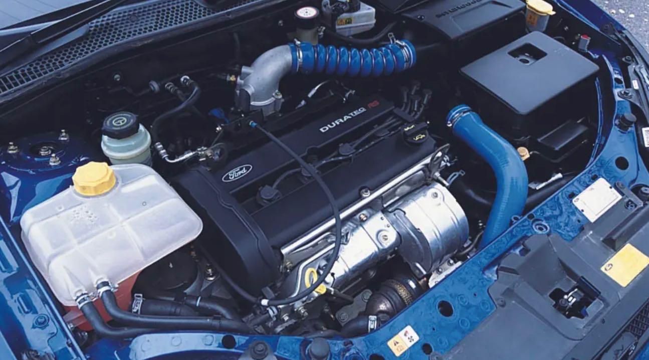 Ford Focus RS 2003 motore