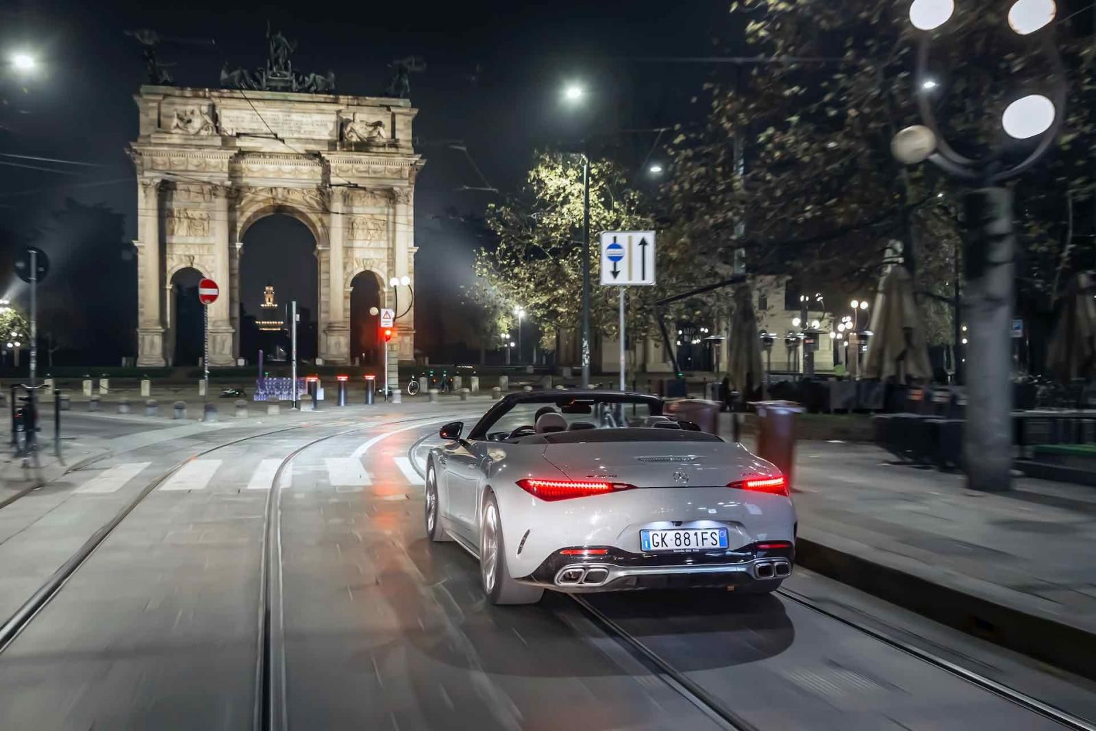Mercedes SL63 AMG - capote abbassata