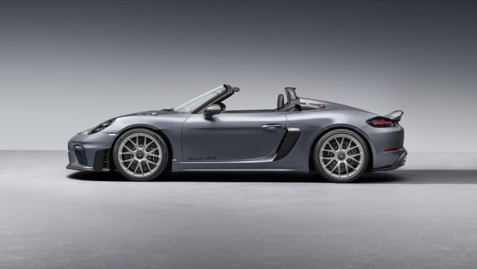 Porsche 718 Spyder RS