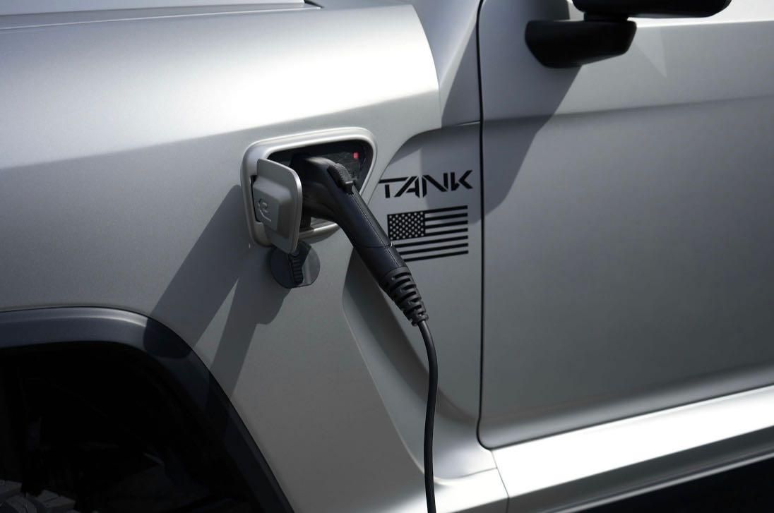 Rezvani Tank Plug-in hybrid