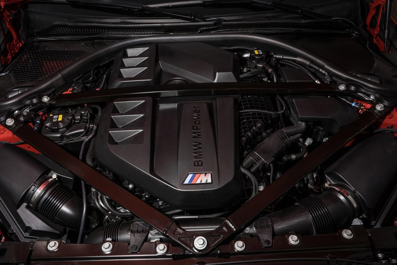 BMW M2 motore