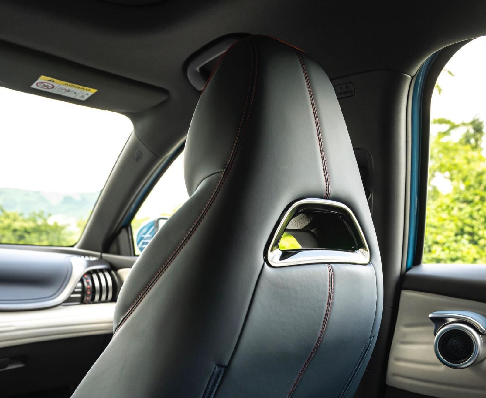 BYD Atto 3 blu sedile schienale