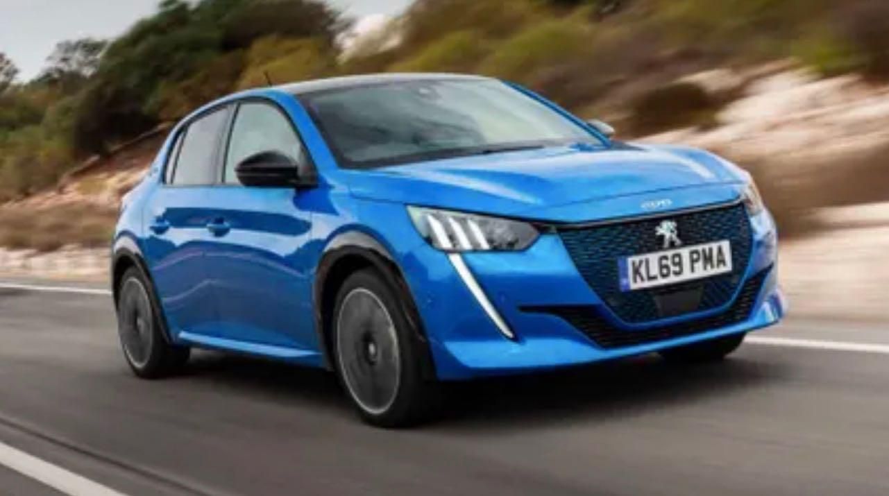 Peugeot e-208