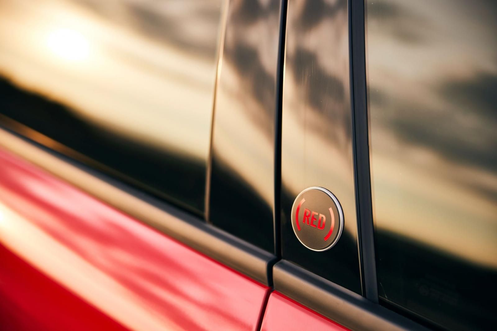 Fait 600e logo (RED)