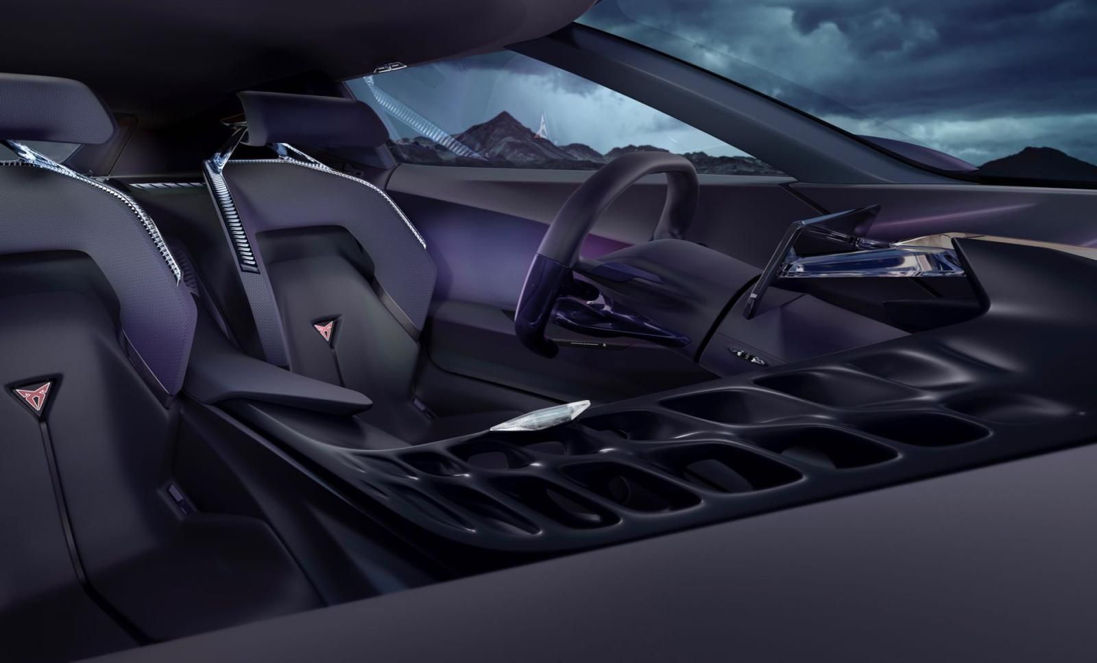 Cupra DarkRebel interno