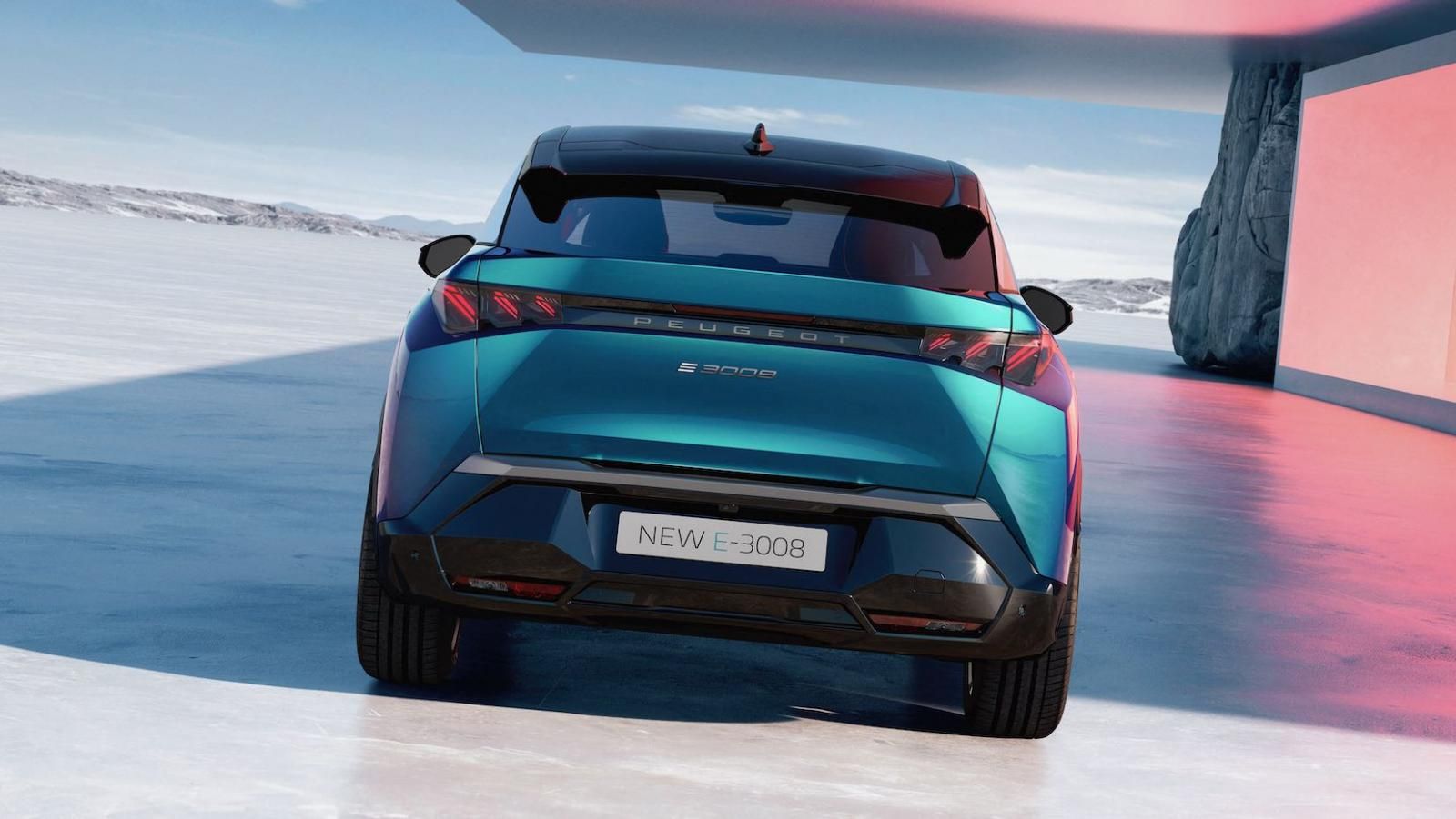 Nuova Peugeot E-3008
