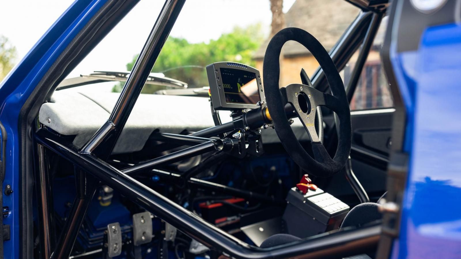 Lancia Delta Safarista, posto guida