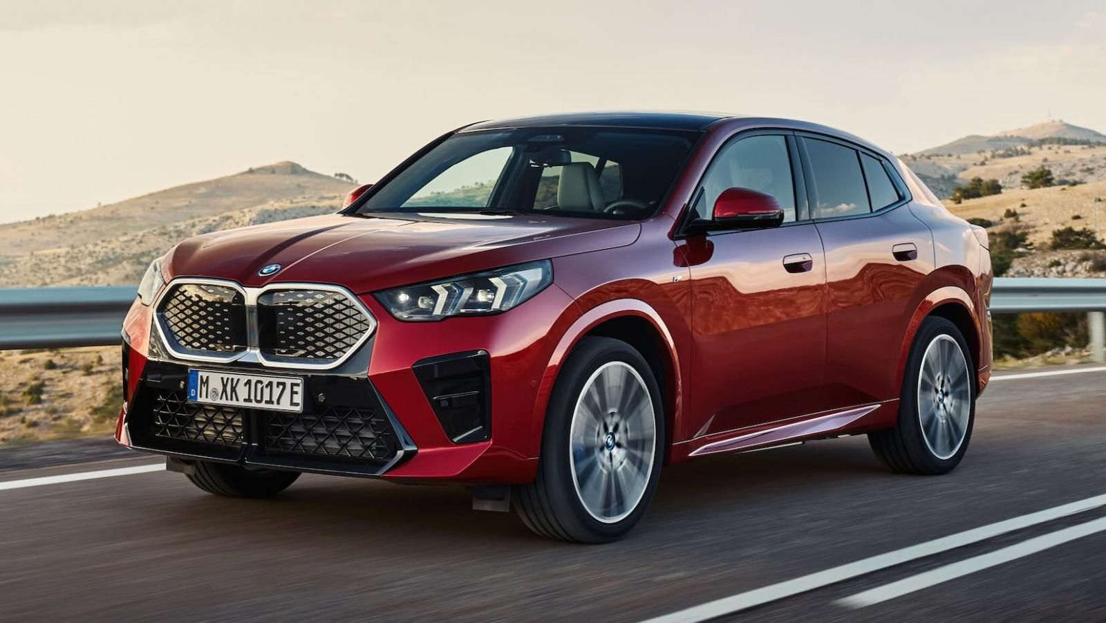 Nuova BMW iX2