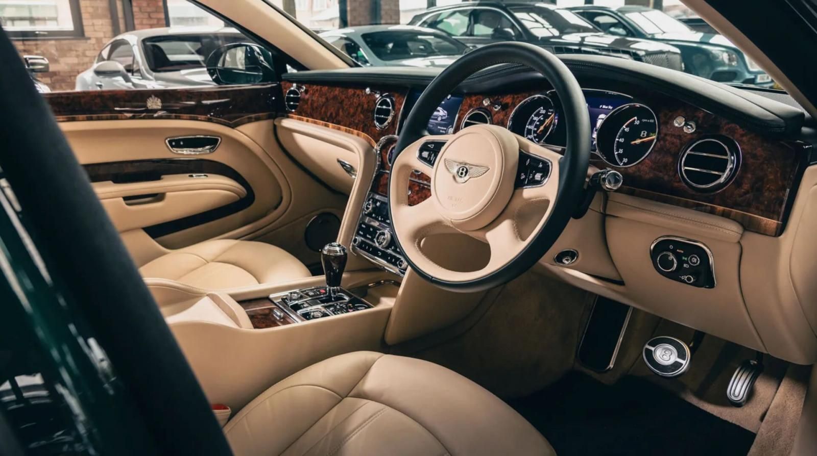 Bentley Mulsanne Regina Elisabetta II