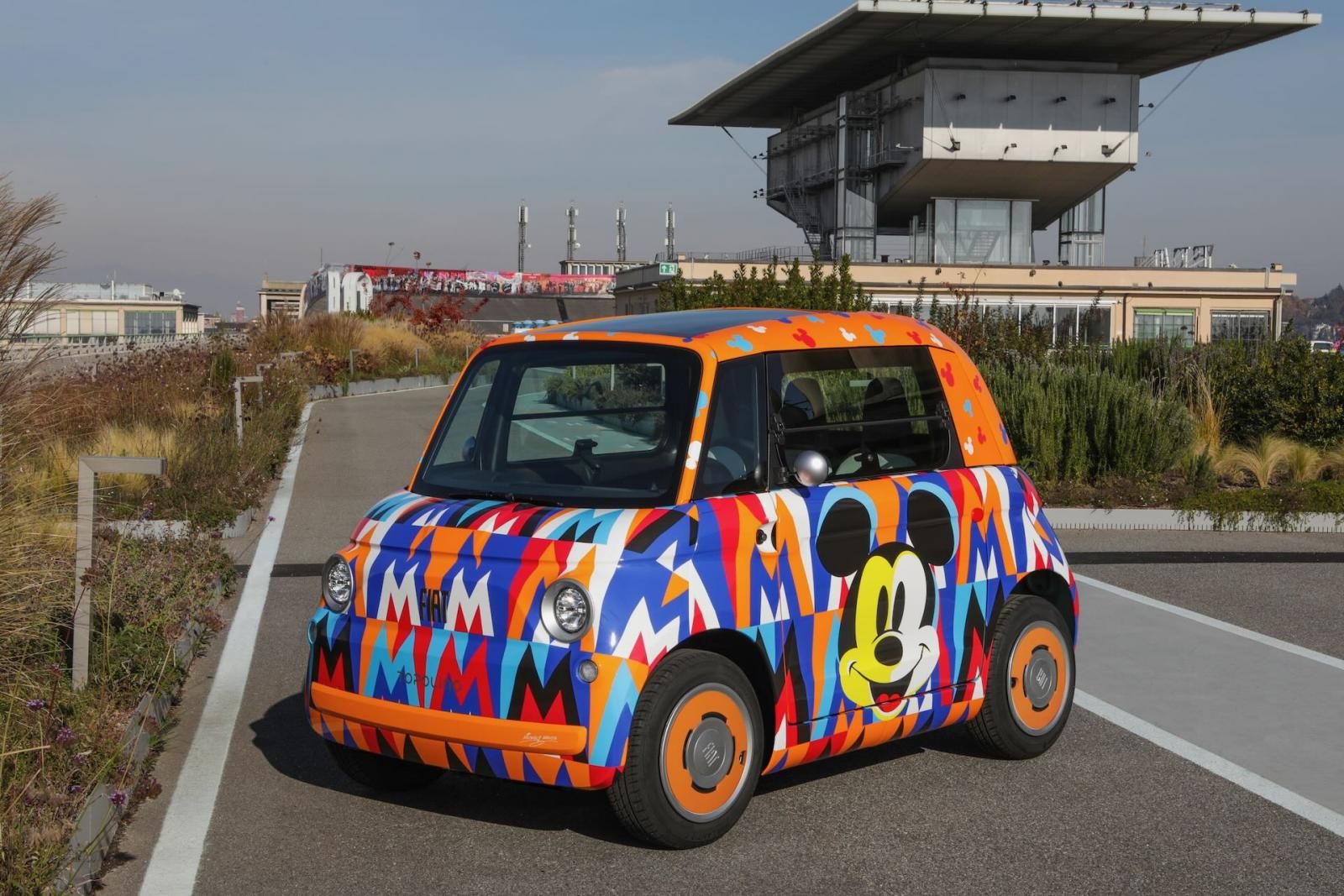 Fiat Topolino_Modern ©Disney