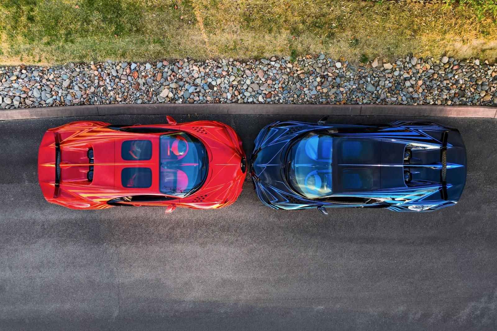 due Bugatti Chiron Super Sport Vagues de Lumière