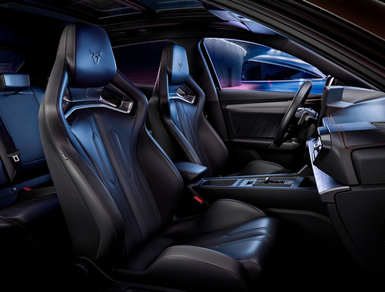 CUPRA Formentor VZ5 BAT interno