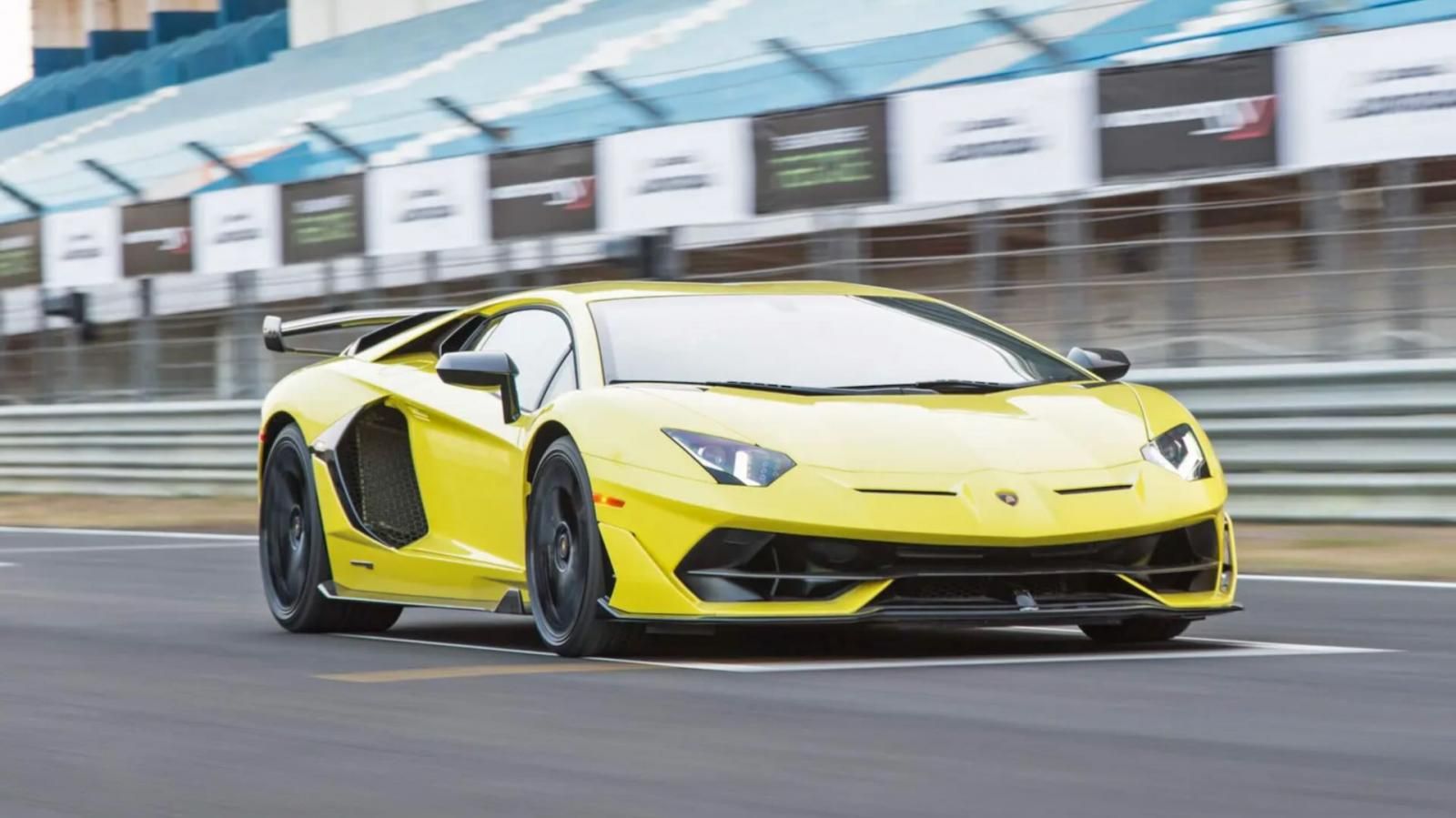 Lamborghini Aventador SVJ