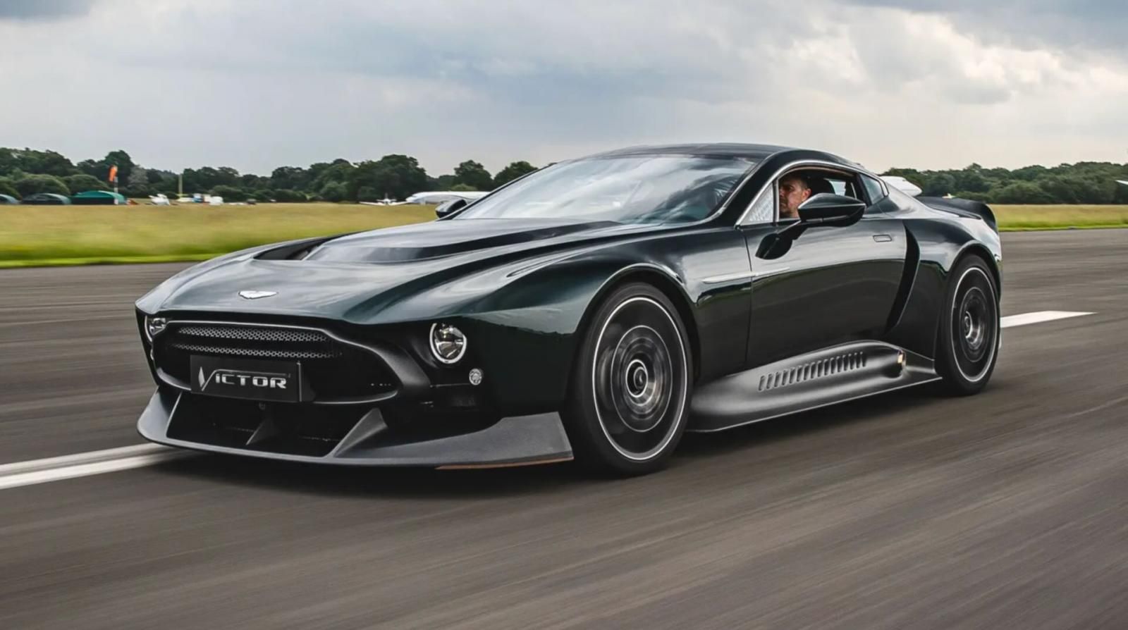 Aston Martin Victor